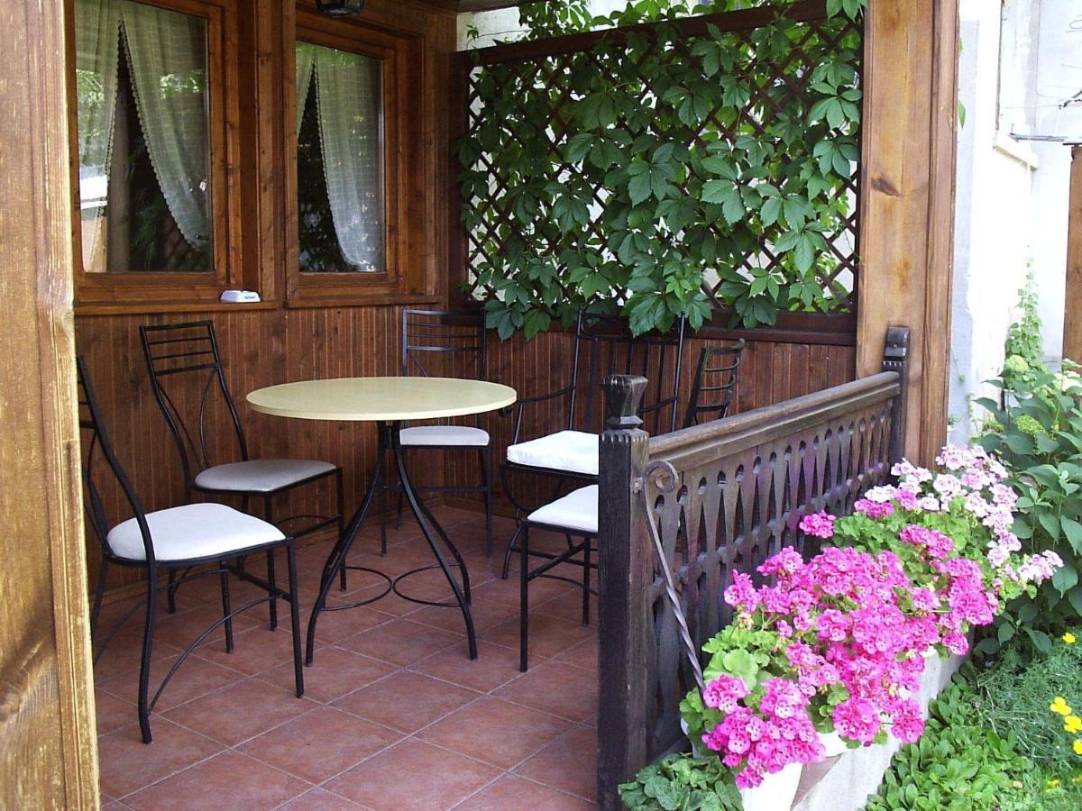 Guest House Astra Koprivshtitsa Esterno foto