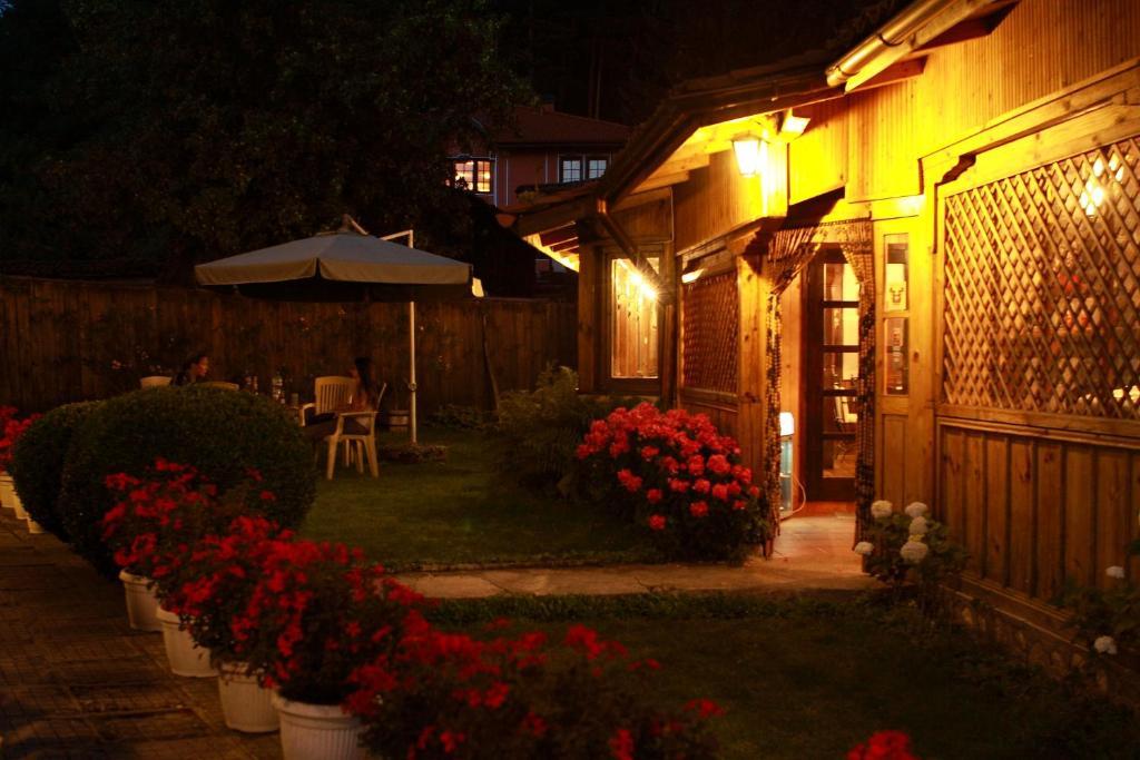 Guest House Astra Koprivshtitsa Esterno foto